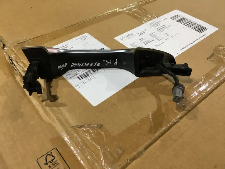 Kia Sportage (2016 - 2018) Наружная ручка двери — фото 3