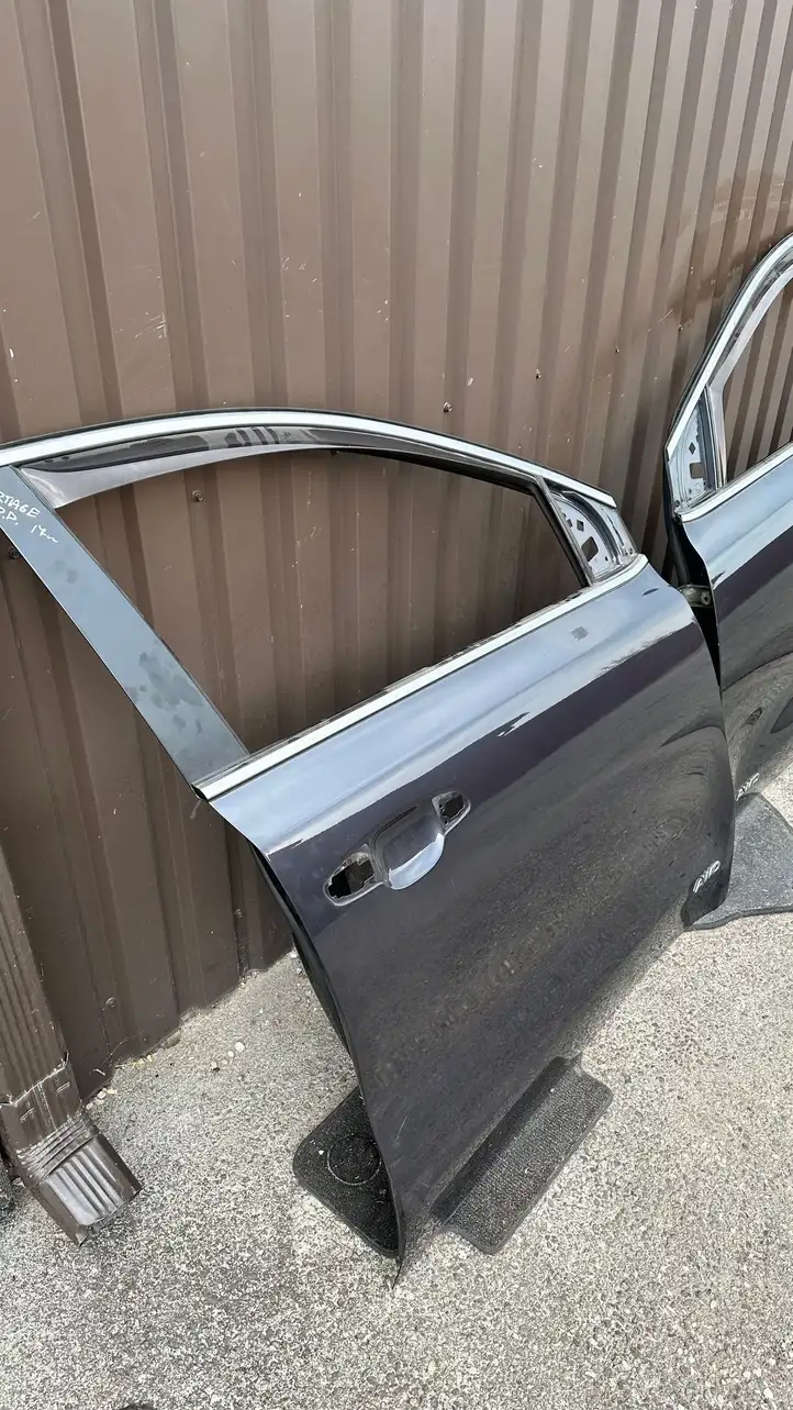 Kia Sportage (2016 - 2018) Дверь — фото 1