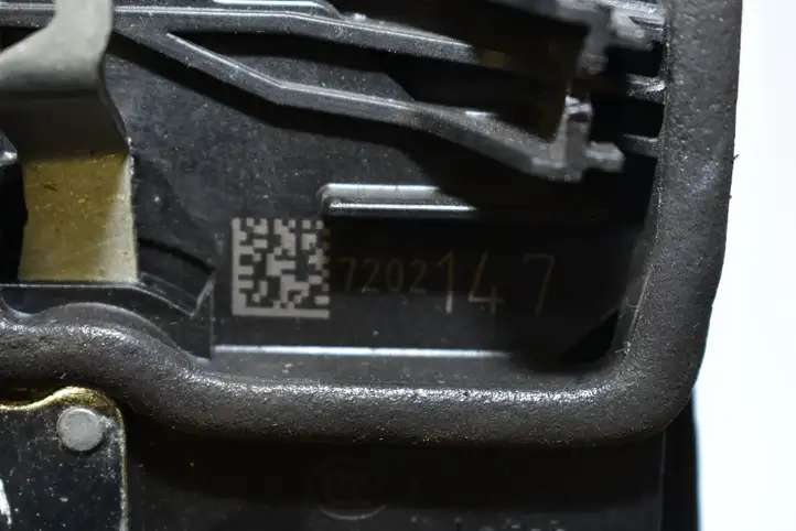 BMW 3 F30 F35 F31 (2012 - 2018) Замок задней двери — фото 2