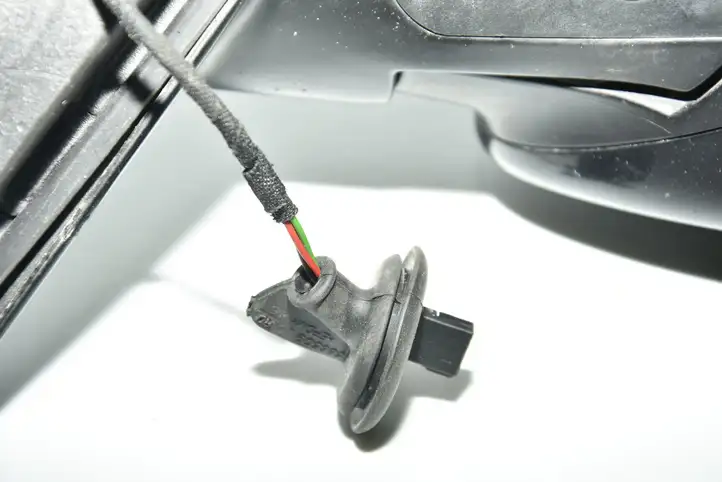 BMW 5 E60 E61 (2004 - 2010) Боковое зеркало с электроприводом — фото 4