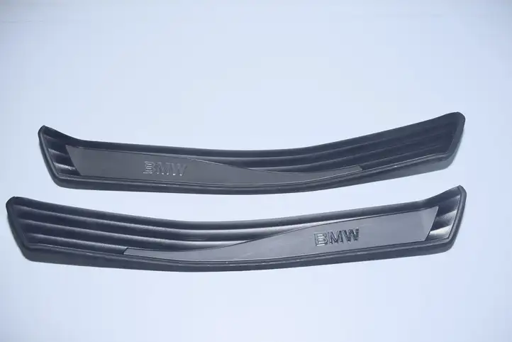 BMW 5 E60 E61 (2004 - 2010) 7034304 Внутренняя отделка переднего порога — фото 6