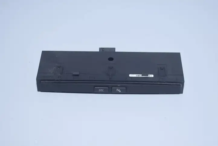 BMW 5 E60 E61 (2004 - 2010) 9134025 Кнопка парктроника — фото 3