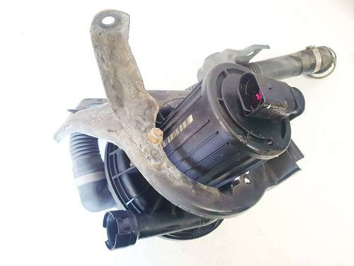 Audi A6 (2004 - 2008)  06a959253b Вторичный воздушный насос