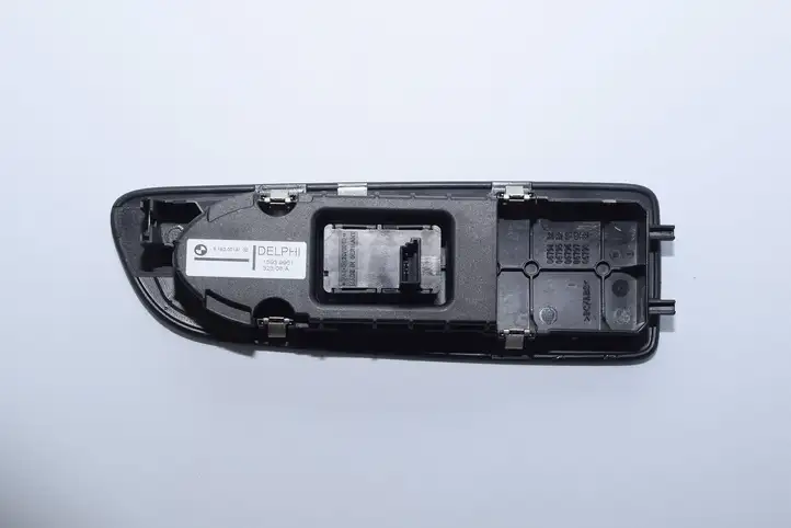 BMW 1 E81 E87 (2004 - 2011) Блок кнопок стеклоподъемников — фото 5