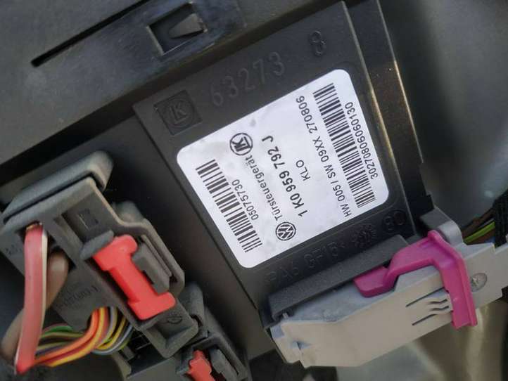 Skoda Octavia Mk2 (1Z) (2004 - 2013)  1k0959792j электродвигатель переднего стеклоподъемника