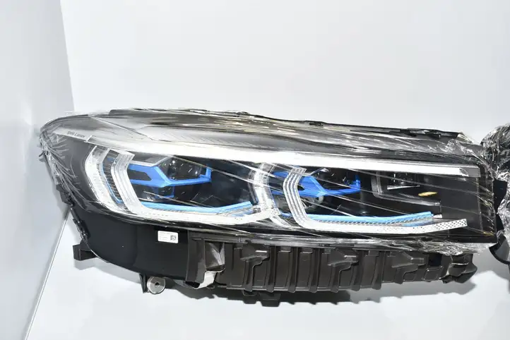 BMW 7 G11 G12 (2015 - 2022) 63119450240 Комплект передних фар — фото 12