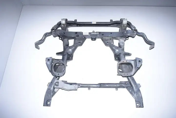 BMW X5 E70 (2006 - 2013) Передняя балка подвески — фото 1