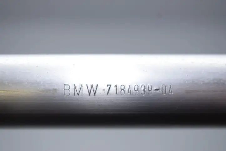 BMW X5 E70 (2006 - 2013) Прочие детали моторного отсека — фото 3