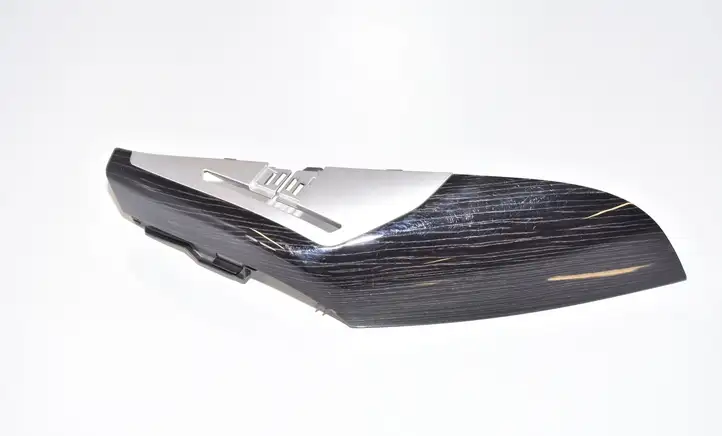 BMW 7 G11 G12 (2015 - 2022) 51468067710 Накладка ремня безопасности — фото 3