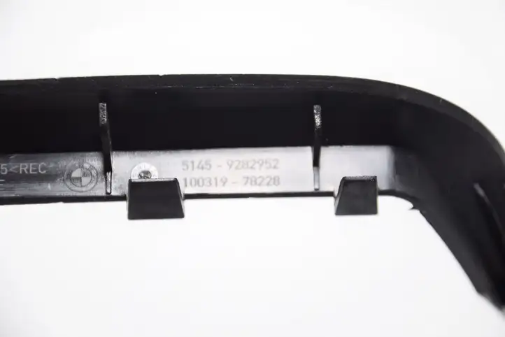BMW i3 (2013 - ) Обшивка рулевой колонки — фото 2