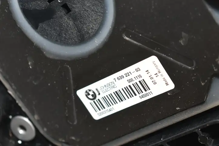 BMW i3 (2013 - ) 7646081 Комплект радиаторов охлаждения — фото 4
