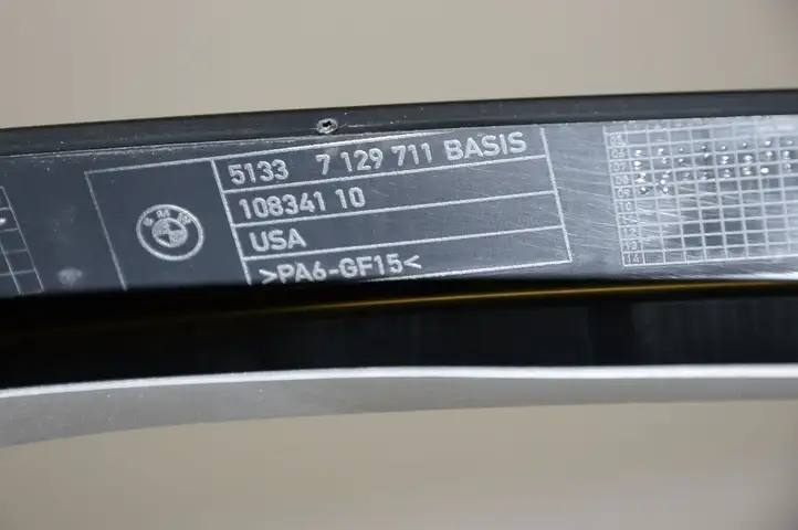 BMW X5 E70 (2006 - 2013) 7129711 Прочая отделка передней двери — фото 4