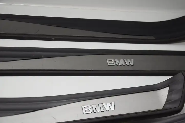 BMW 5 E60 E61 (2004 - 2010) Внутренняя обшивка порога (комплект) — фото 7