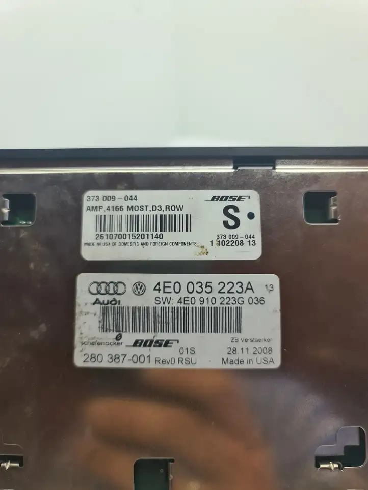 Audi A8 S8 D3 4E (2002 - 2005) 4E0035223A Усилитель звука — фото 3