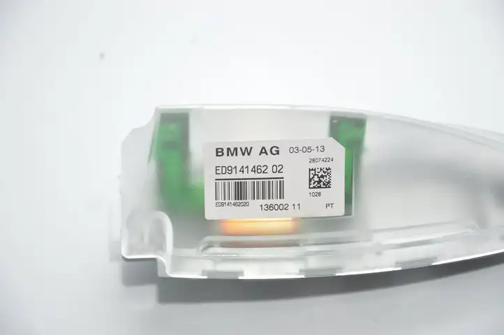 BMW 7 F01 (2008 - 2016) 9175355 GPS антенна — фото 4