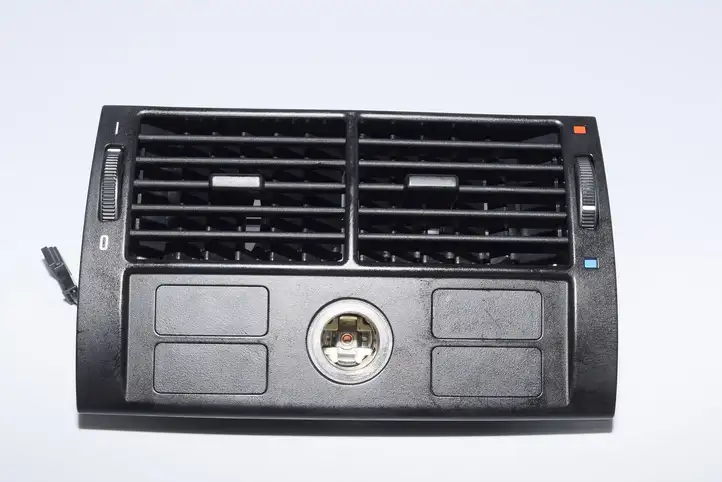BMW X5 E53 (1999 - 2006) 8409081 Центральный воздушный дефлектор — фото 1