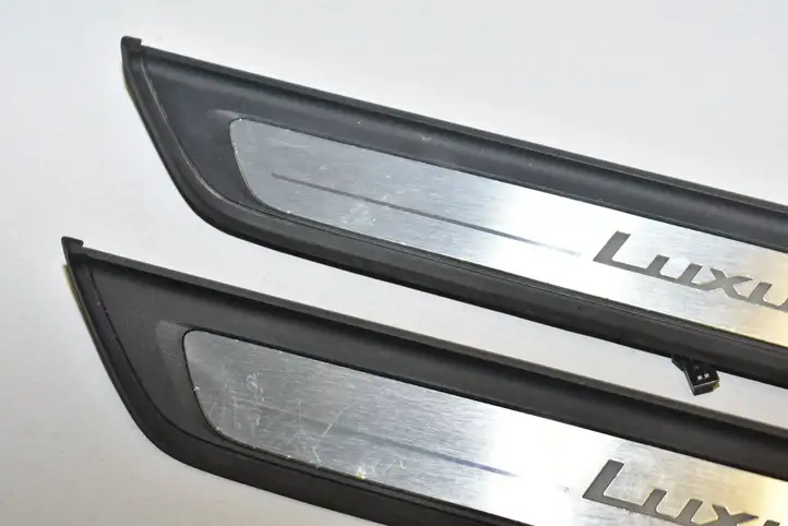BMW 6 G32 Gran Turismo (2017 - ) 7407023 Внутренняя отделка переднего порога — фото 6