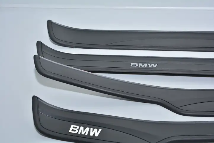 BMW 3 E90 E91 (2005 - 2012) Внутренняя обшивка порога (комплект) — фото 3