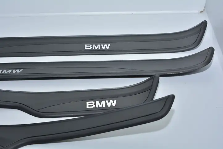 BMW 3 E90 E91 (2005 - 2012) Внутренняя обшивка порога (комплект) — фото 9