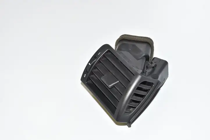 BMW 3 E46 (1998 - 2005) 8361898 Боковой воздушный дефлектор — фото 2