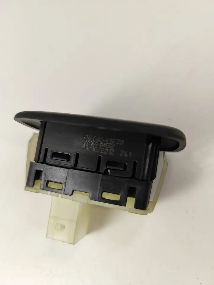 Peugeot 508 (2010 - 2014) 98026412ZD Блок кнопок стеклоподъемников — фото 4