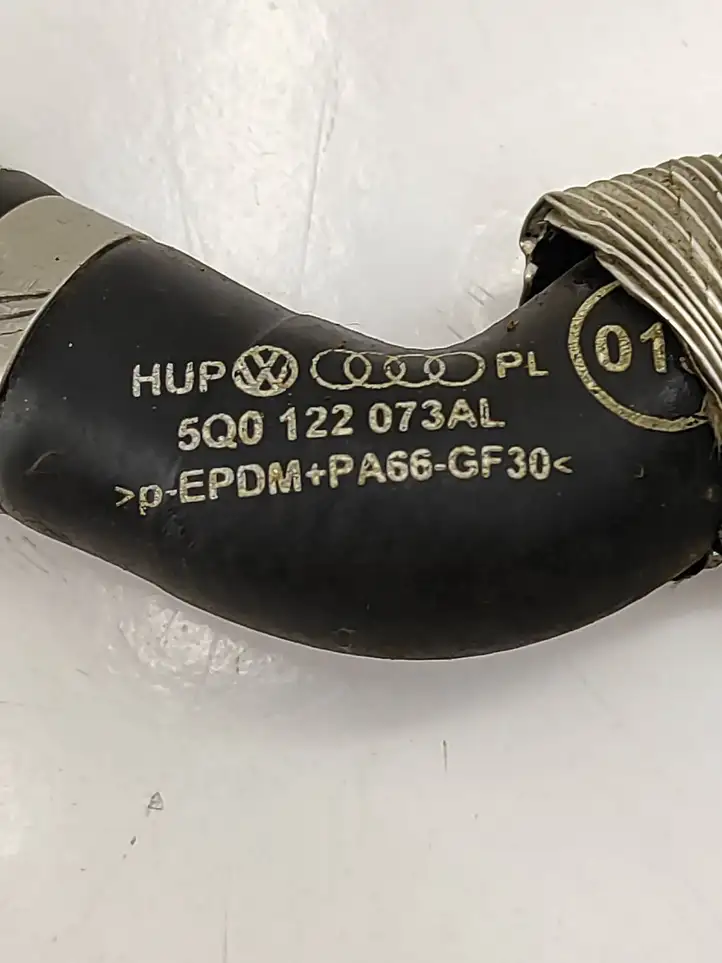 Volkswagen Golf VII (2013 - 2019) 5Q0122073AL Шланги системы охлаждения — фото 5