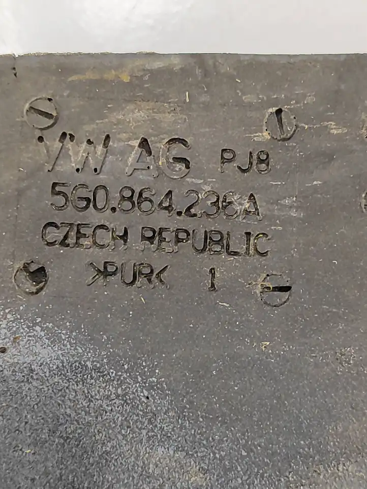 Volkswagen Golf VII (2013 - 2019) 5G0864236A Абсорбер крыла — фото 4