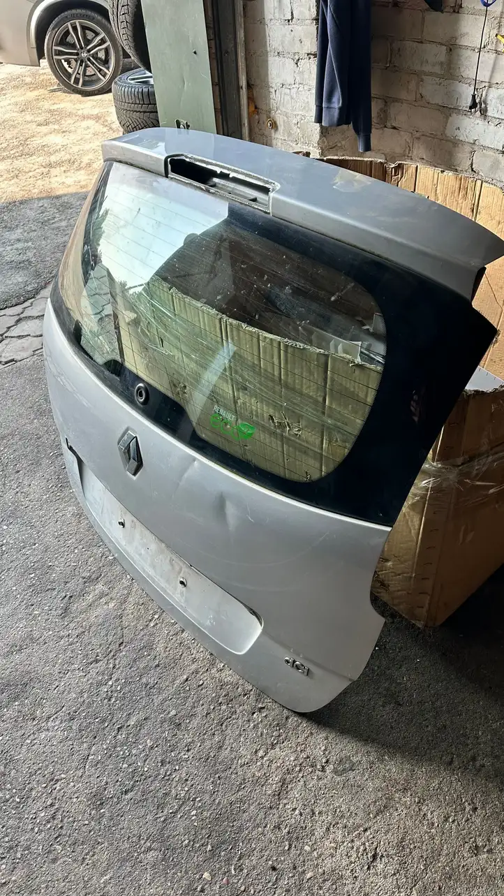 Renault Scenic III - Grand scenic III (2009 - 2016) Крышка багажника — фото 1