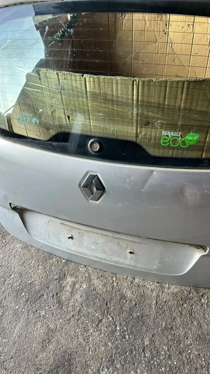 Renault Scenic III - Grand scenic III (2009 - 2016) Крышка багажника — фото 5