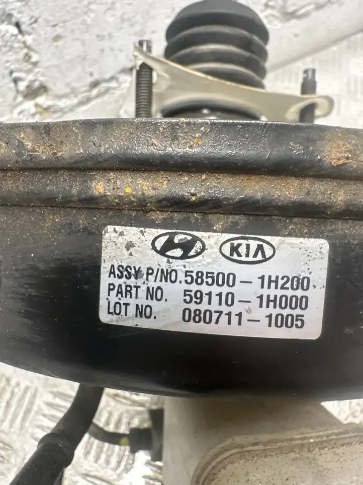 Hyundai i30 (2007 - 2012) 585001H200 Вакуумный усилитель тормозов — фото 3