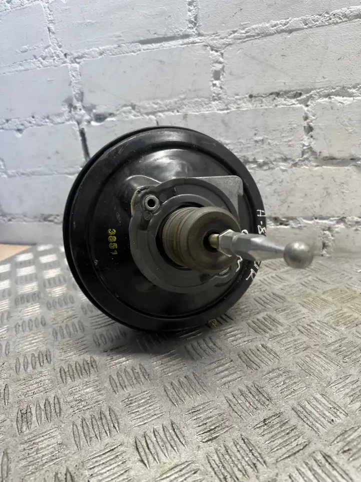 Audi A8 S8 D3 4E (2005 - 2007) 4E1612105E Вакуумный усилитель тормозов — фото 2