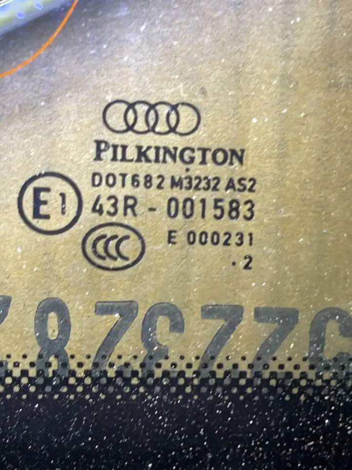 Audi A4 S4 B8 8K (2007 - 2011) Заднее боковое стекло — фото 2