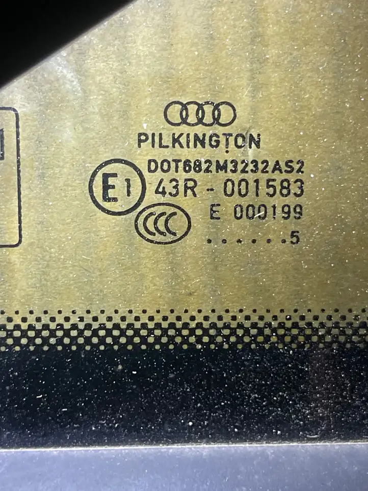 Audi A3/S3 8P (2004 - 2008) Заднее боковое стекло — фото 2