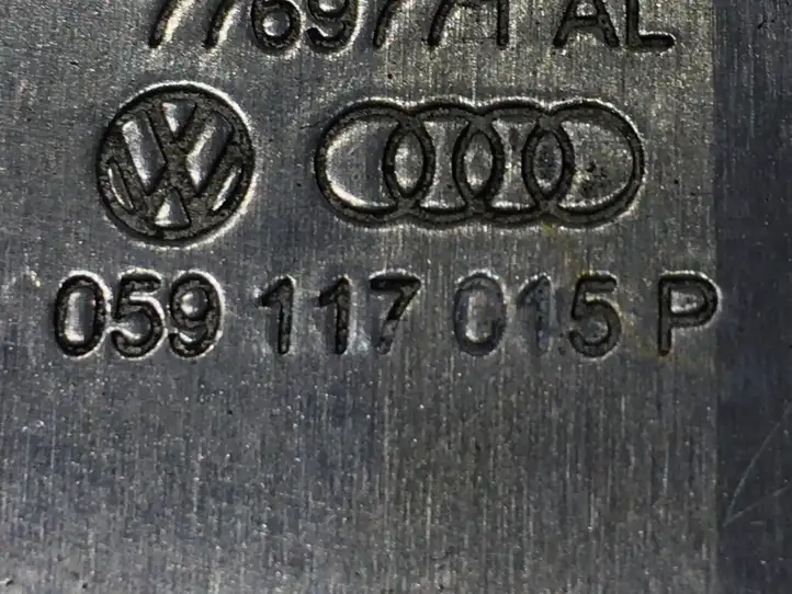 Audi A8 S8 D4 4H (2010 - 2014) 059117015P Радиатор масла двигателя — фото 3