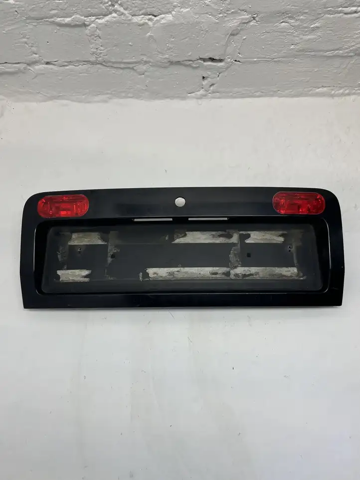 Audi A6 S6 C5 4B (2001 - 2004) 4B9945695N Подсветка номера — фото 1