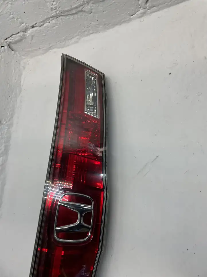 Honda Civic (2006 - 2011) 13216721 Подсветка номера — фото 3