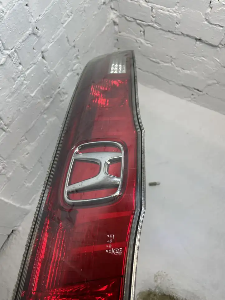 Honda Civic (2006 - 2011) 13216721 Подсветка номера — фото 4