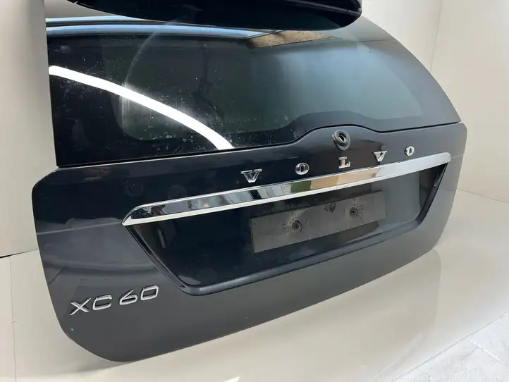 Volvo XC60 (2008 - 2013) Крышка багажника — фото 3