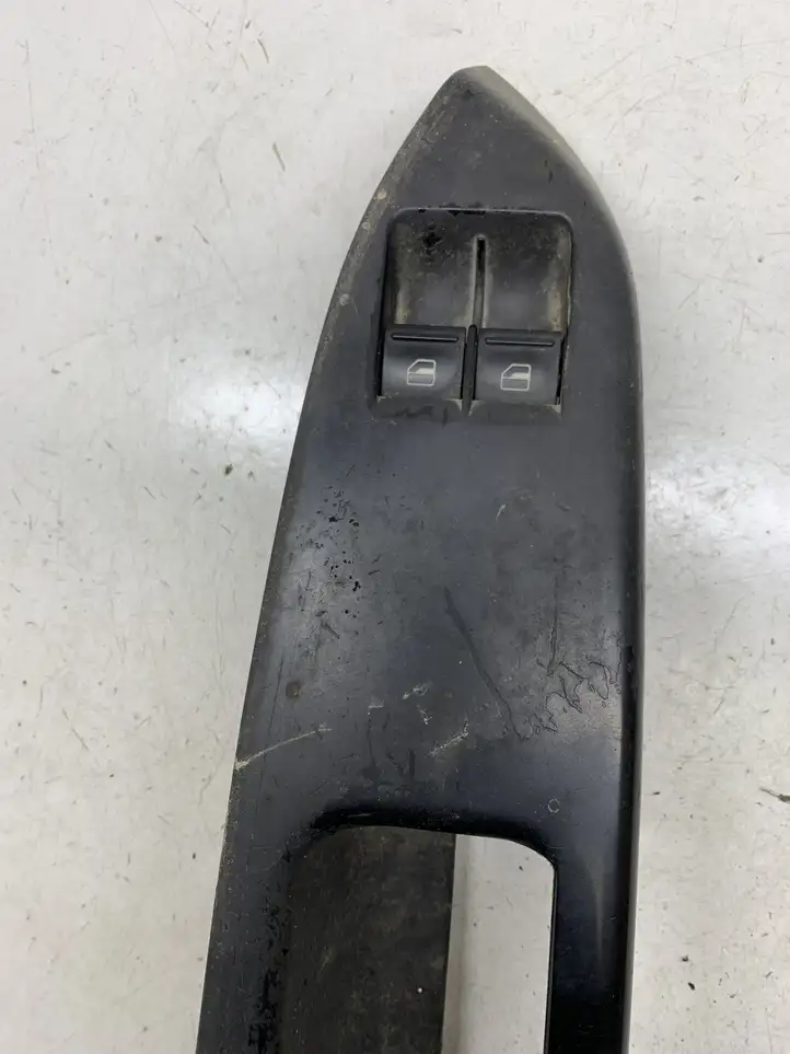 Volkswagen Touran I (2003 - 2010) 1T1867371E Блок кнопок стеклоподъемников — фото 6