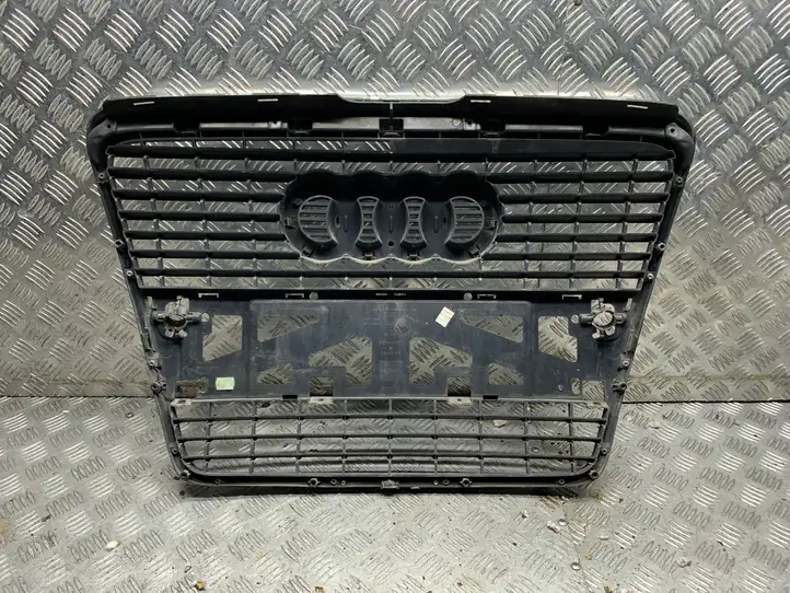 Audi A6 S6 C6 4F (2004 - 2008) 4F0853651 Верхняя решетка радиатора — фото 5