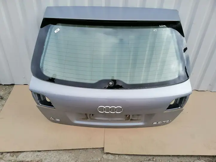 Audi A3/S3 8P (2008 - 2013) Крышка багажника — фото 1