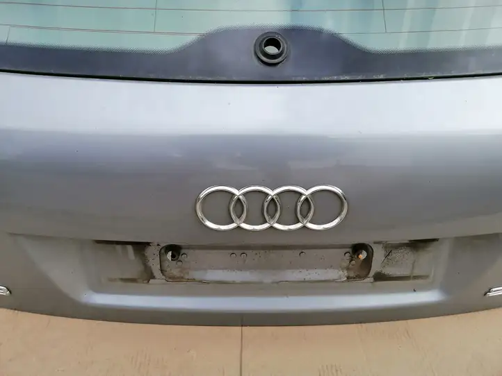 Audi A3/S3 8P (2008 - 2013) Крышка багажника — фото 5