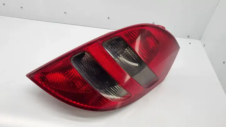 Mercedes-Benz A W169 (2004 - 2012) A1698201064 Задний фонарь в кузове — фото 1