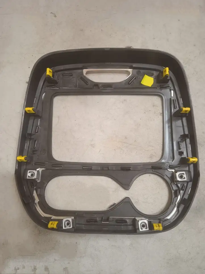 Renault Captur (2013 - 2020) 682700795R Центральная отделка панели приборов — фото 1