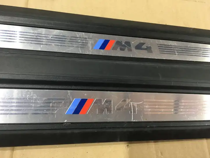 BMW M4 F82 F83 (2014 - 2020) 8063798 Наружная отделка переднего порога — фото 4
