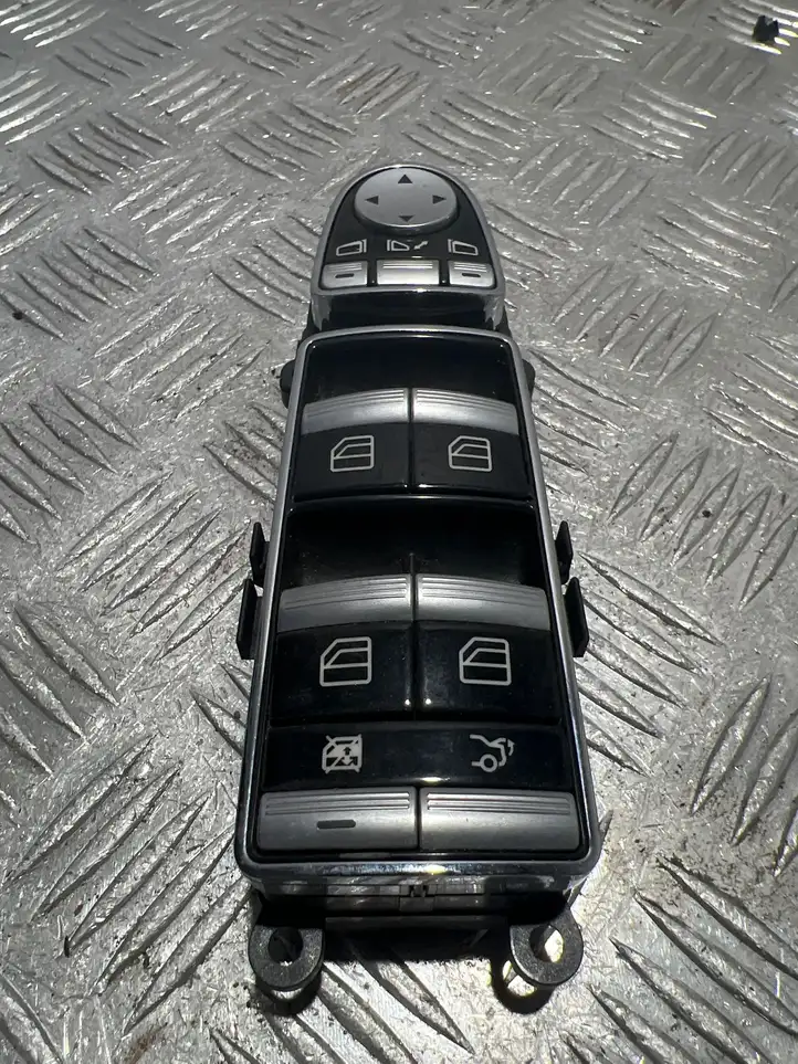 Mercedes-Benz S W221 (2005 - 2013) A2218214951 Блок кнопок стеклоподъемников — фото 1
