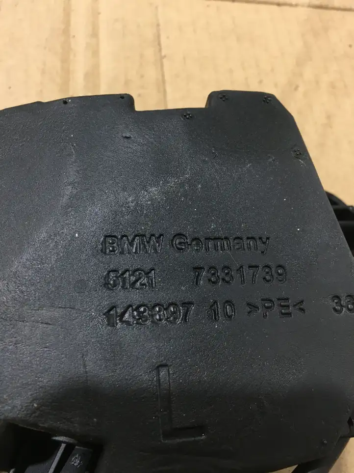 BMW X3 F25 (2010 - 2017) 7331739 Крепление наружной ручки задней двери — фото 3