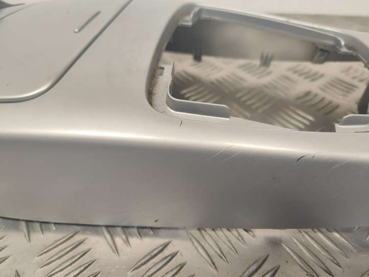 Renault Laguna (2007 - 2015)  969120002R Рамка рычага переключения передач