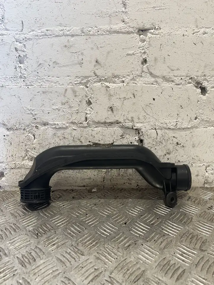 Volkswagen PASSAT B6 (2005 - 2010) 3C0145762L Трубки интеркулера / Шланги интеркулера — фото 2