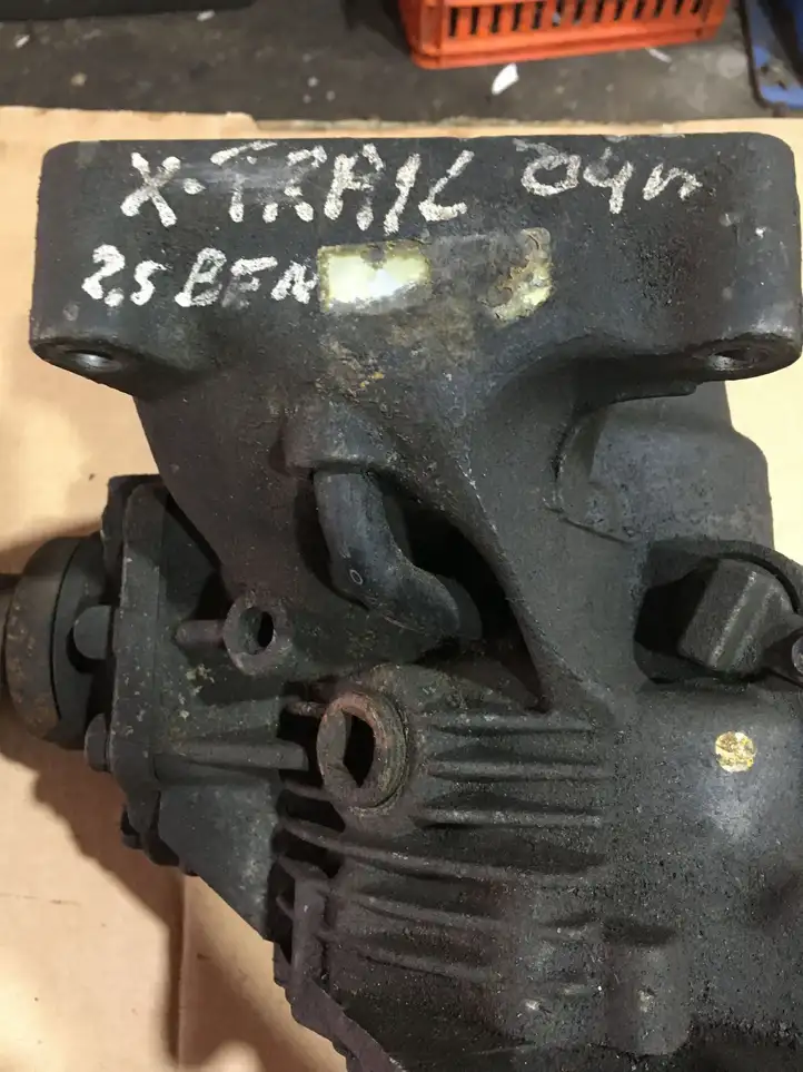Nissan X-Trail T30 (2001 - 2007) 8H51304312 Раздаточная коробка — фото 1